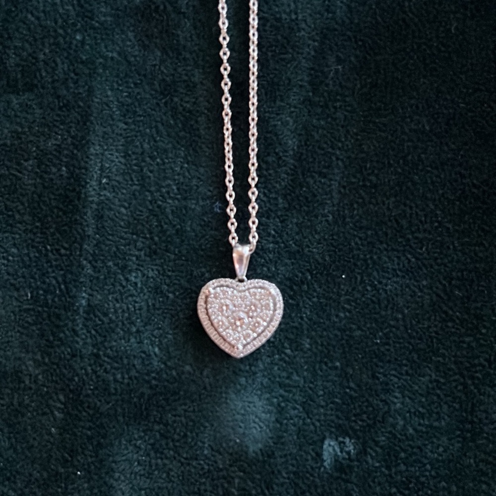 14kt White Gold & Diamond Heart Pendant Suspended From 17” White Gold Rolo Chain